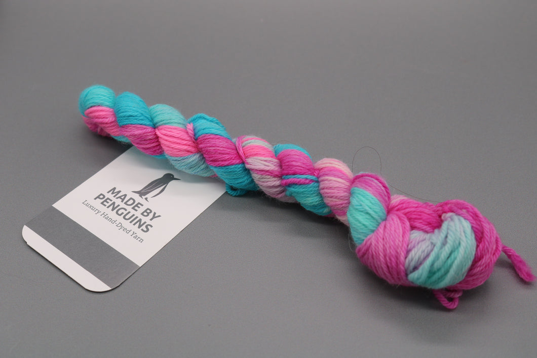 OOAK 4PLY MINI -035- 20g Mini 4PLY 45m/20g 85% Extra-Fine Merino & 15% Nylon
