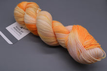 Load image into Gallery viewer, Tangello High Twist Merino/Nylon 4PLY -100g/360m 85% Extra-Fine Merino &amp; 15% Nylon