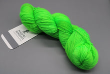 Load image into Gallery viewer, Slime High Twist Merino/Nylon 4PLY -100g/3600m 85% Extra-Fine Merino &amp; 15% Nylon