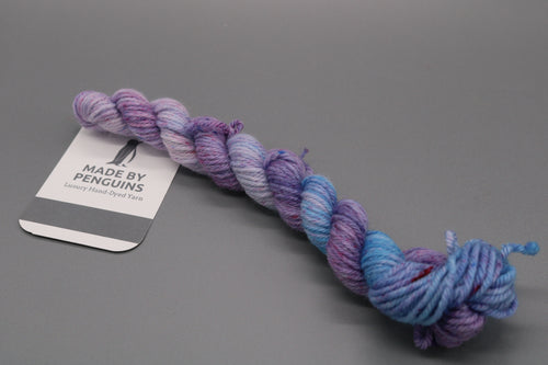 Violet Swirl - 20g Mini DK 45m/20g 85% Extra-Fine Merino & 15% Nylon
