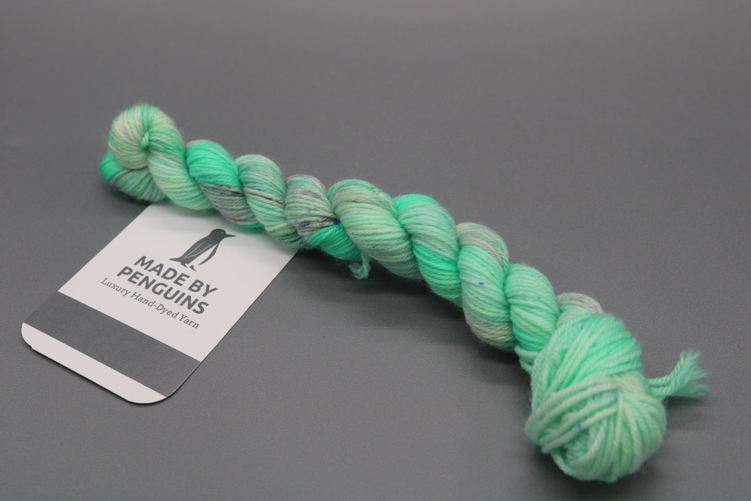 Fizzy Mints - 20g Mini 4PLY 45m/20g 85% Extra-Fine Merino & 15% Nylon