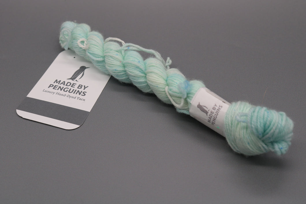 Aqua OOAK 084-001 - 20g Mini 4PLY 45m/20g 85% Extra-Fine Merino & 15% Nylon