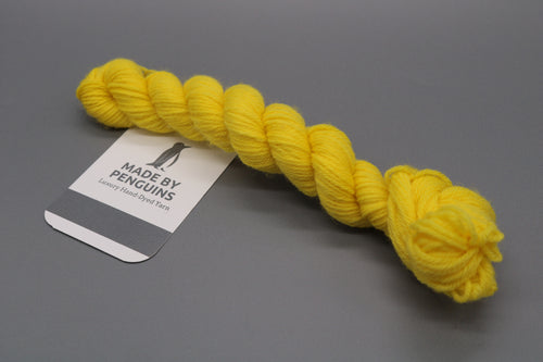 Bannana - 20g Mini 4PLY 45m/20g 85% Extra-Fine Merino & 15% Nylon