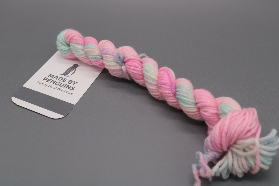 Candy Crush - 20g Mini DK 45m/20g 85% Extra-Fine Merino & 15% Nylon
