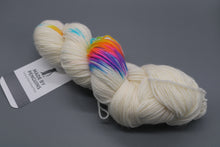 Load image into Gallery viewer, WHICH Witch White Merino Nylon 4PLY -100g/400m 85% Extra-Fine Merino &amp; 15% Nylon