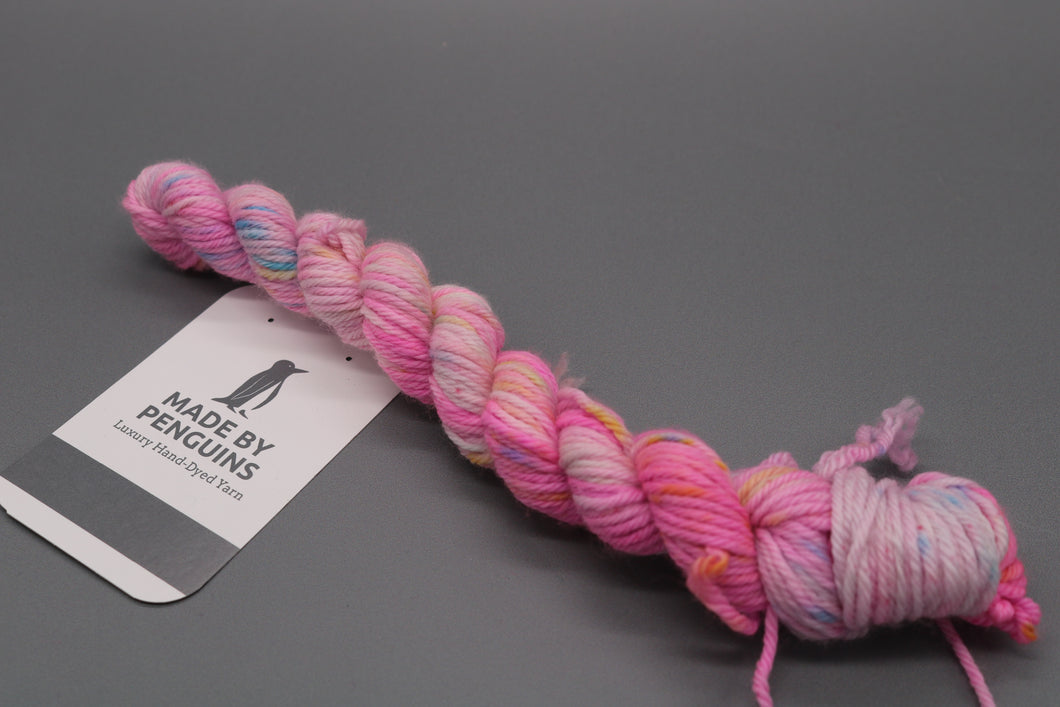 PINK OOAK -C- 20g Mini DK 45m/20g 85% Extra-Fine Merino & 15% Nylon