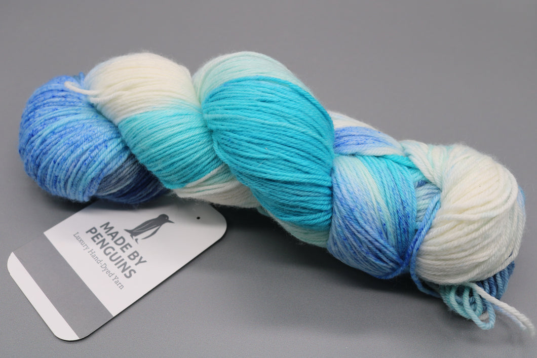 Lazy Sunday (Blue) Merino Nylon 4PLY -100g/400m 85% Extra-Fine Merino & 15% Nylon