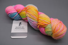 Load image into Gallery viewer, Parrot DK -100g/225m 85% Extra-Fine Merino &amp; 15% Nylon