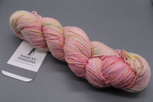 Load image into Gallery viewer, Strawberry CupCake DK -100g/225m 85% Extra-Fine Merino &amp; 15% Nylon