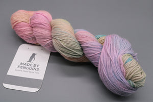 Dark Side of The Rainbow (002) Merino Nylon 4PLY -100g/400m 85% Extra-Fine Merino & 15% Nylon